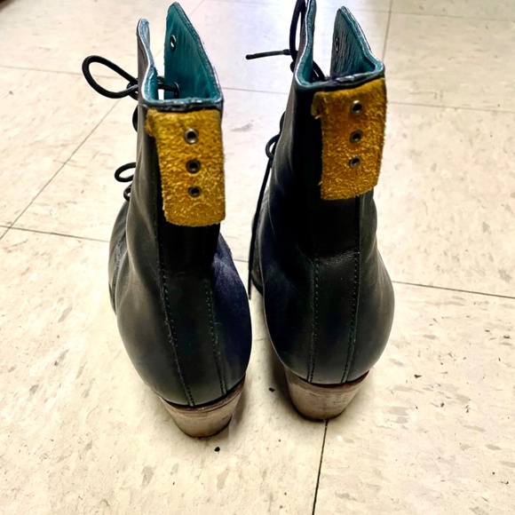 PS Kaufman Crosswalk Lace-up Leather Boots - Picture 4 of 11